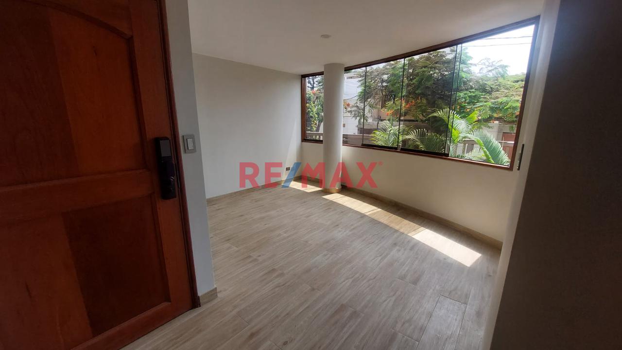 Venta Departamento De 162M2 Alt. Cdra 6 De Roca Bologña Miraflores — foto 10
