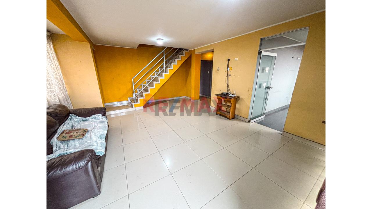 Almacen Con Oficinas Y Patio De Maniobras -1000 M2 (Uso Industrial Ligero/Logistico) - 14