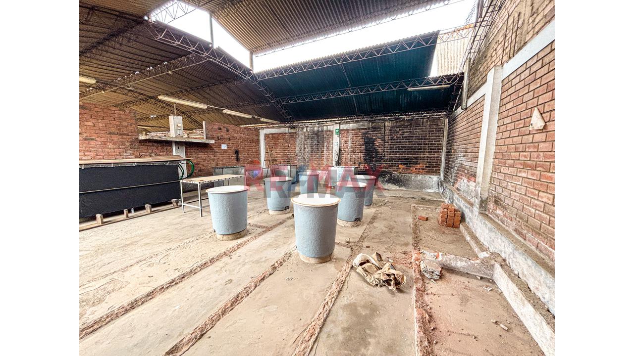 Almacen Con Oficinas Y Patio De Maniobras -1000 M2 (Uso Industrial Ligero/Logistico) - 16