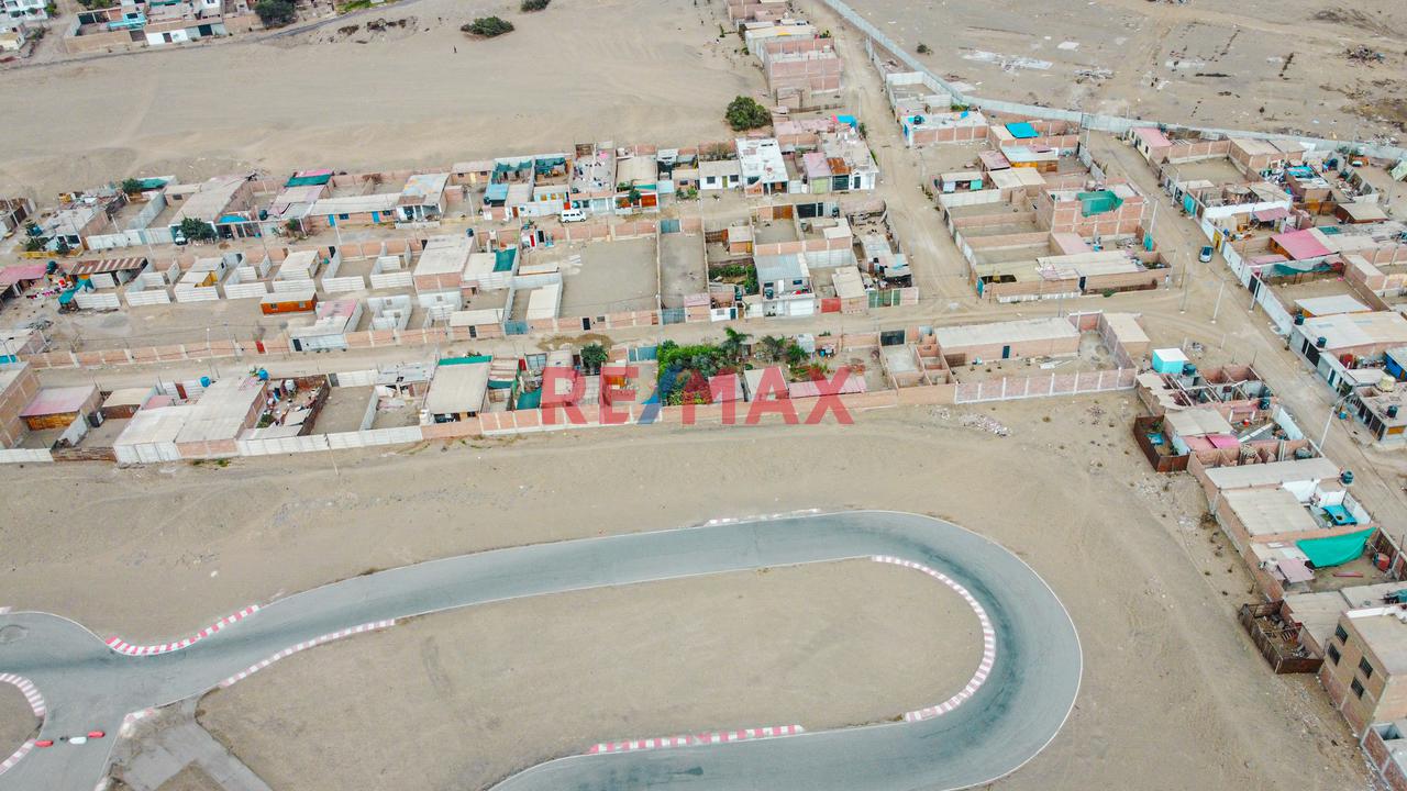 Venta De Amplio Terreno 895Mts Más 600 Mts De Retiro Municipal - 8