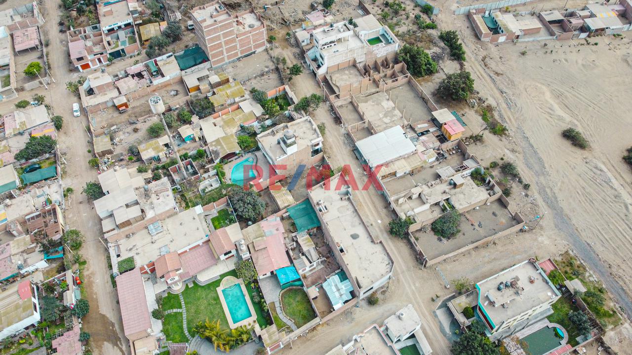 Venta De Amplio Terreno 895Mts Más 600 Mts De Retiro Municipal - 4