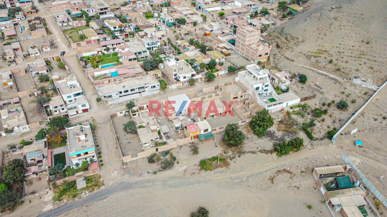 Venta De Amplio Terreno 895Mts Más 600 Mts De Retiro Municipal - 9