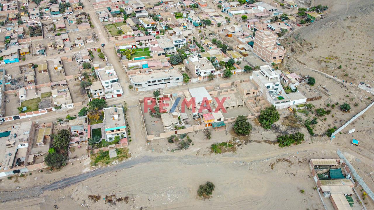 Venta De Amplio Terreno 895Mts Más 600 Mts De Retiro Municipal - 11