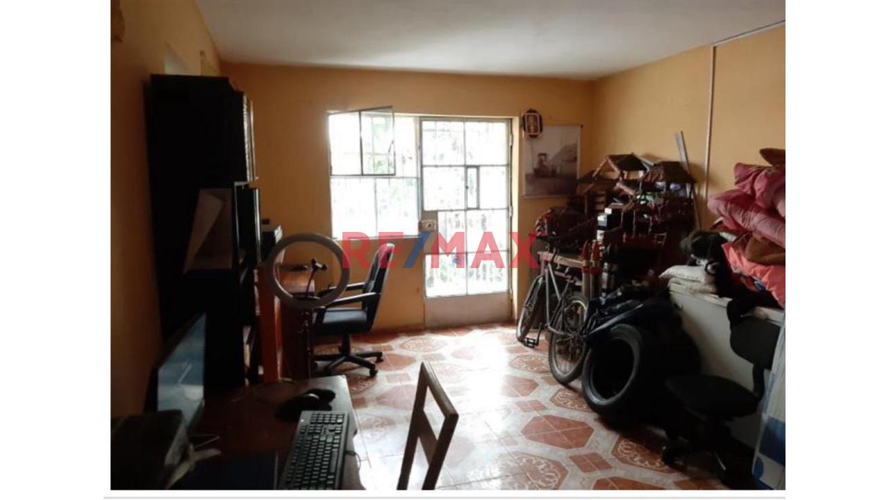 Venta De Casa A Pasos Estacion Jamaica Y Parque Sinchi Roca En Comas - 10