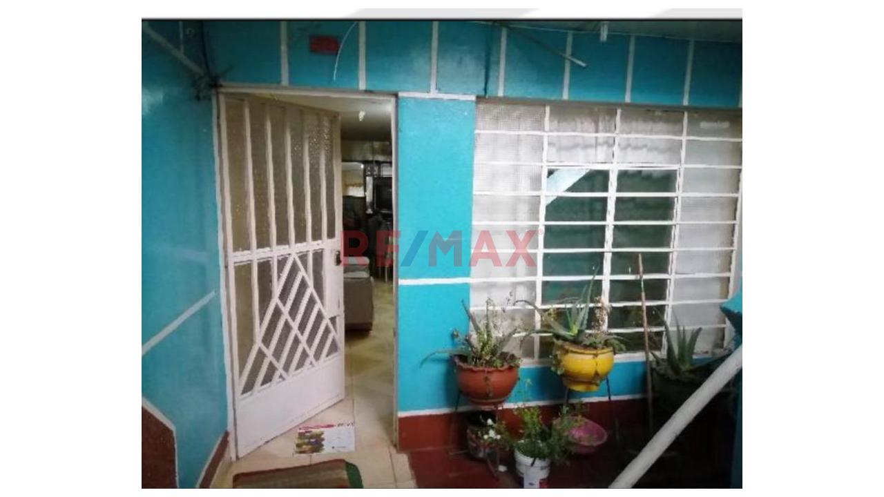 Venta De Casa A Pasos Estacion Jamaica Y Parque Sinchi Roca En Comas - 7