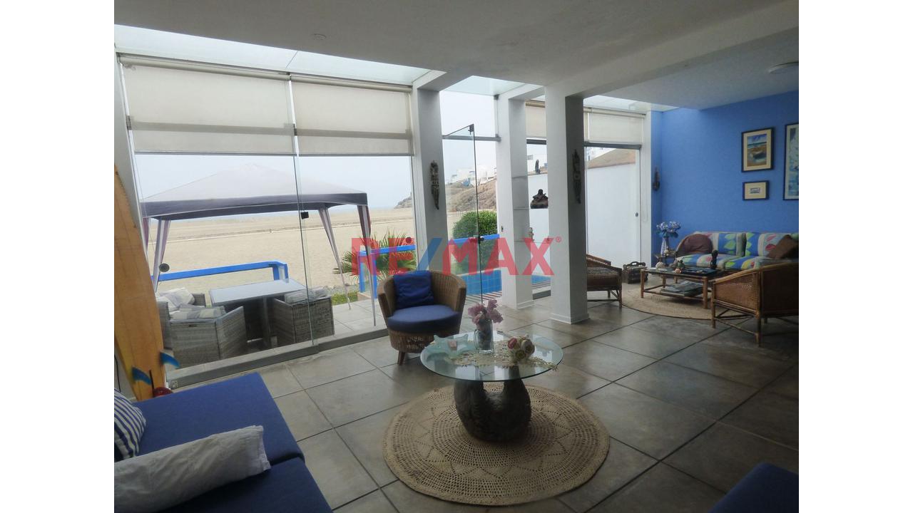 Casa De Playa En Condominio ¨Punta Corriente¨  Km 122.3    Primera Fila.   Se Vende Por Viaje. Super Precio - 5
