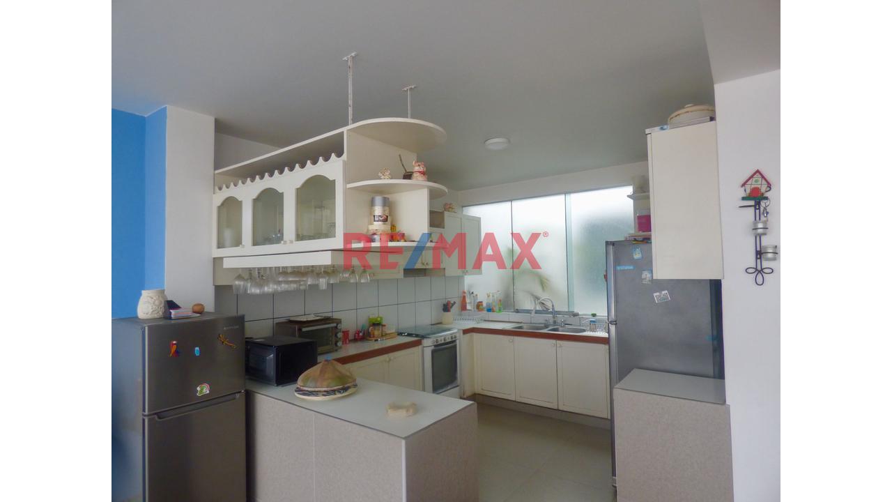 Casa De Playa En Condominio ¨Punta Corriente¨  Km 122.3    Primera Fila.   Se Vende Por Viaje. Super Precio - 6
