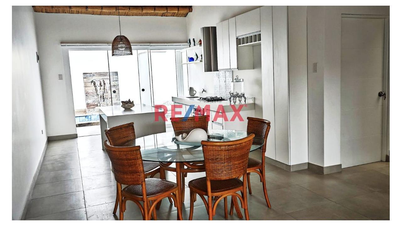 Linda Casa De Playa En Estreno - Playa Lobos Km 127 - A 20 Pasos De La Playa. — foto 5