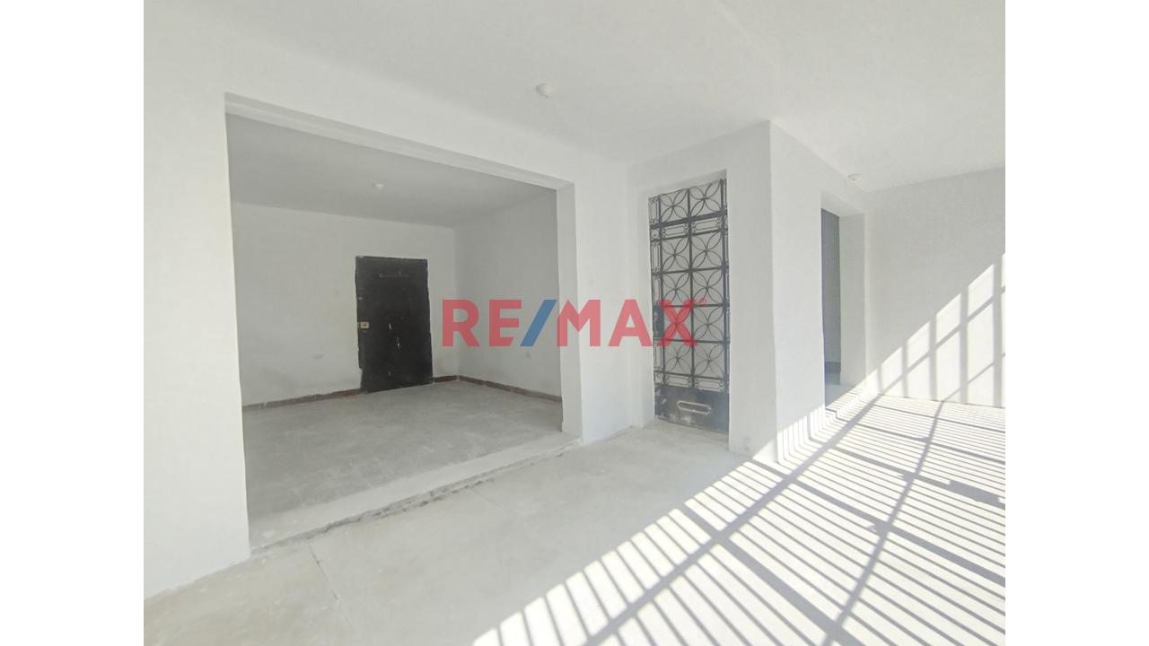 Alquiler De Local Comercial 80M2 En Primer Piso De Estreno - 3