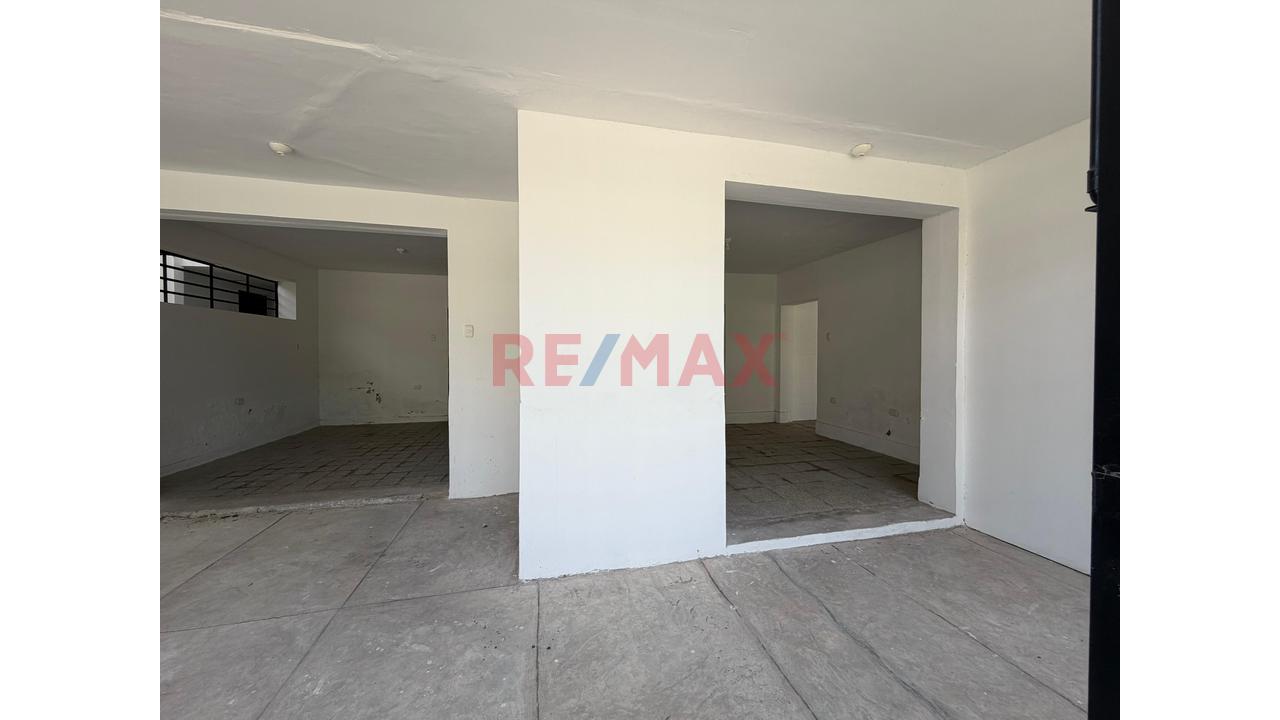 Alquiler De Local Comercial 80M2 En Primer Piso De Estreno - 2