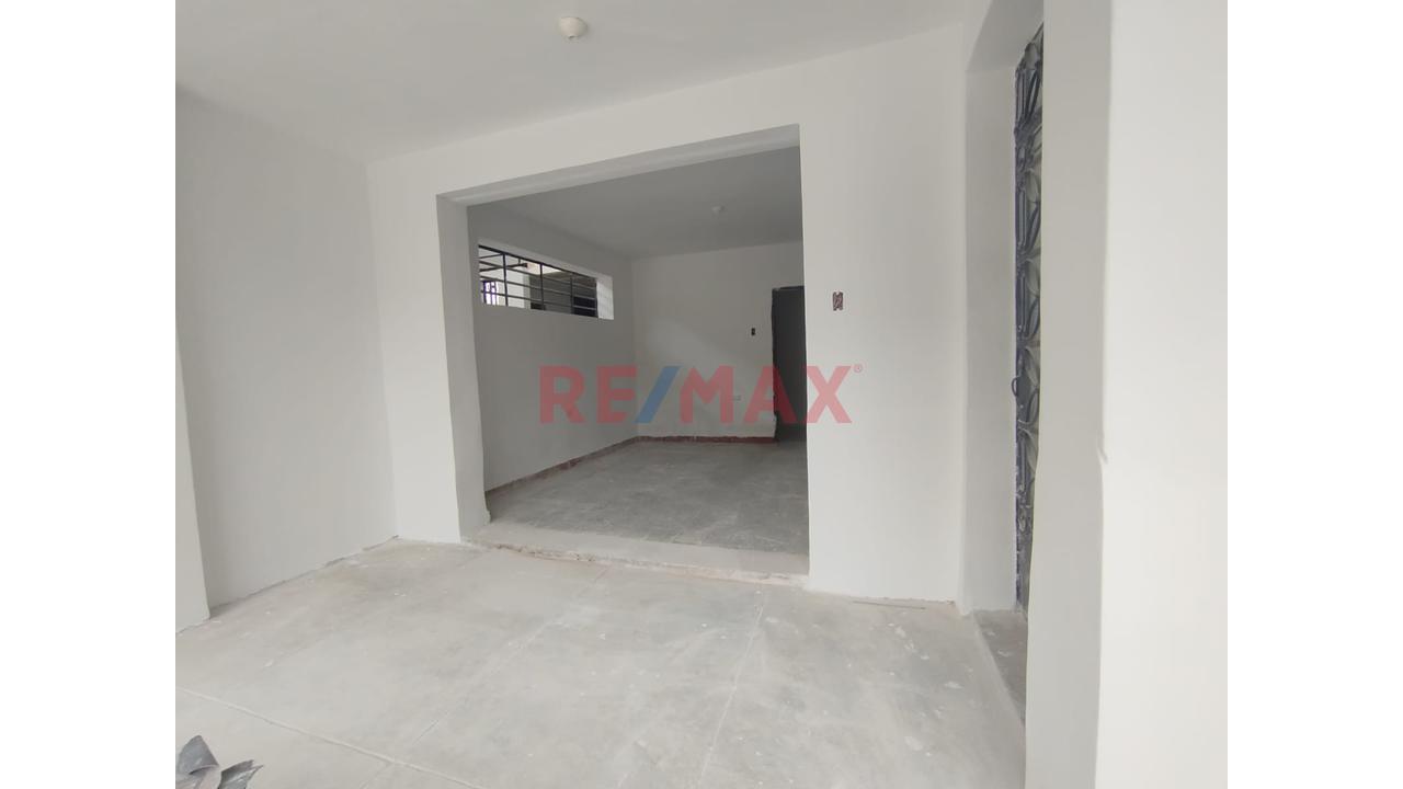 Alquiler De Local Comercial 80M2 En Primer Piso De Estreno - 4