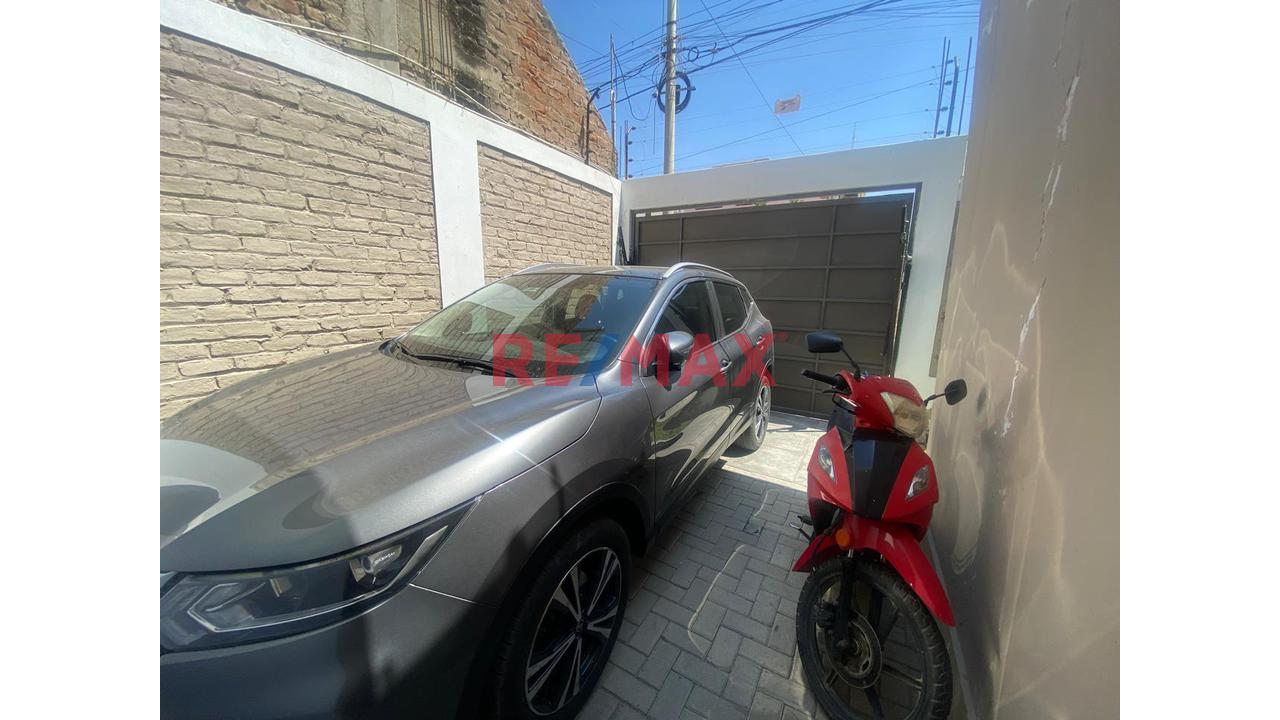 Casa En Venta En Urb. Miraflores — foto 12