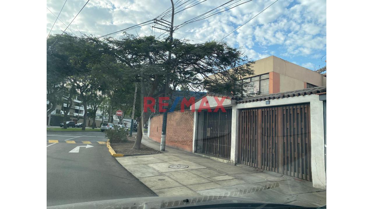 Vendo Casa Como Terreno En Surco - Chacarrilla - 3