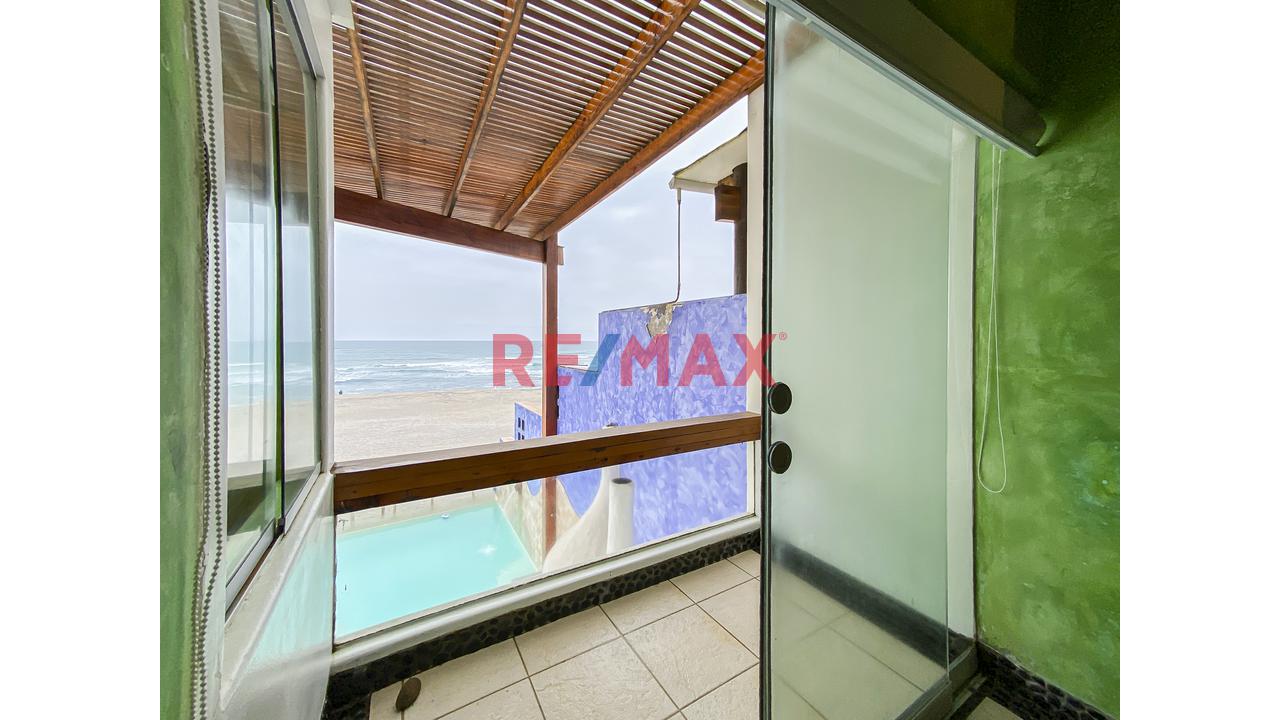 Vendo Hermosa Casa Frente Al Mar Primera Fila En Punta Hermosa - 17