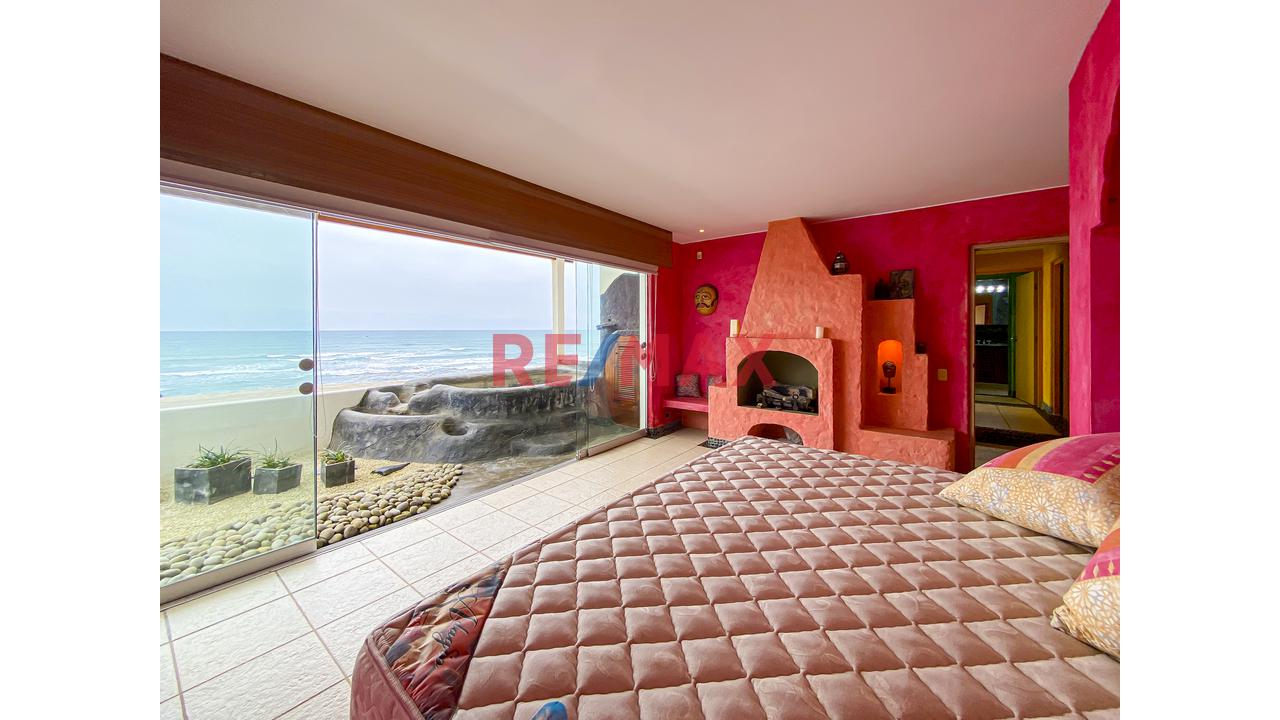 Vendo Hermosa Casa Frente Al Mar Primera Fila En Punta Hermosa - 13