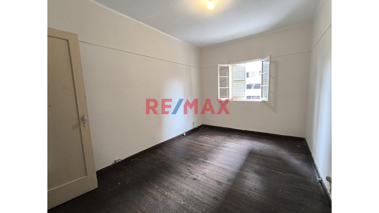 Alquiler De Local Comercial En Lince De 242 M² - Zonificacion Cm - 13