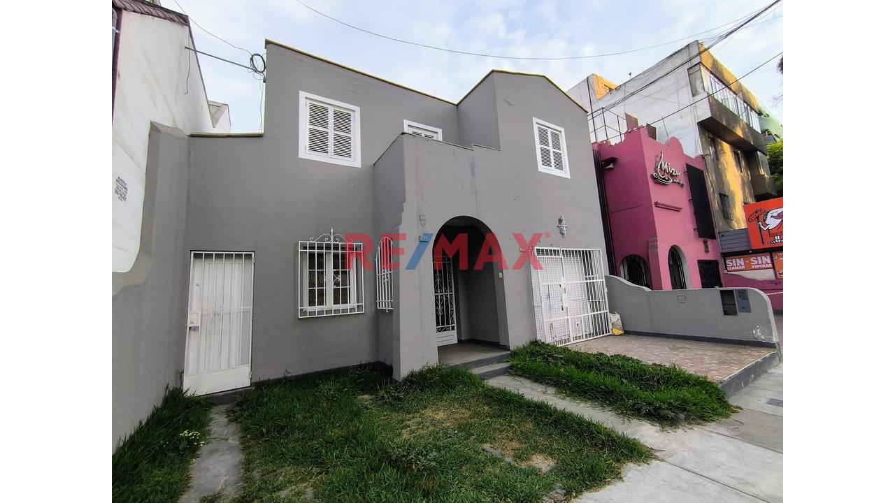 Alquiler De Local Comercial En Lince De 242 M² - Zonificacion Cm - 2