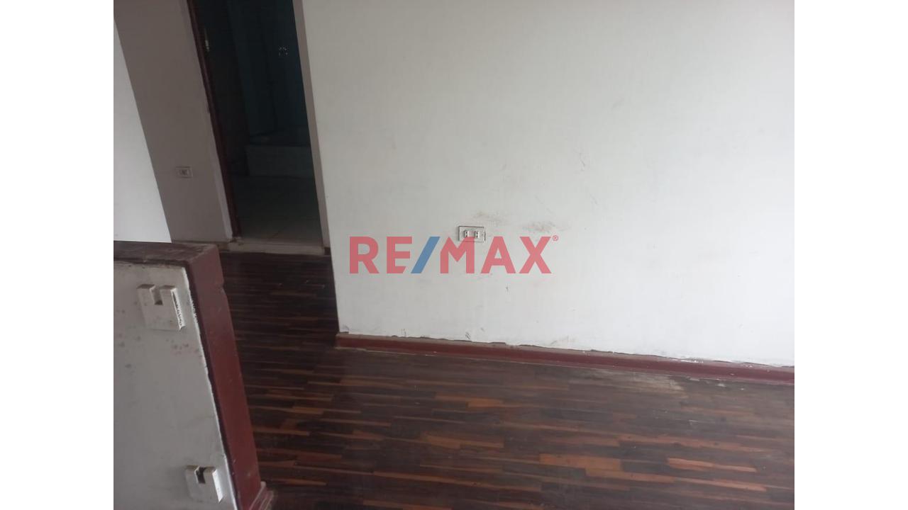 Venta De Casa - Terreno Huacho - 9