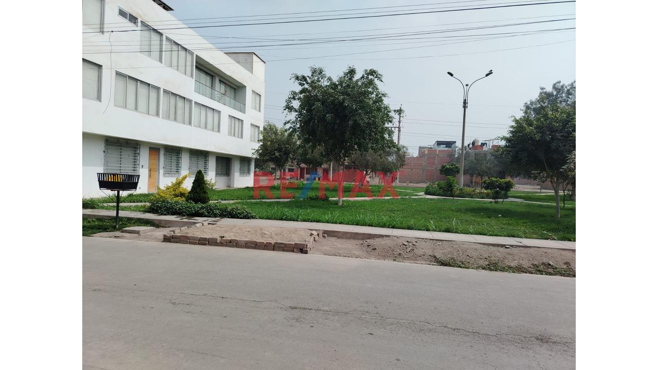 Terreno De 120 M2 En Venta En Urb Santa Paula 2 Puente Piedra — foto 2