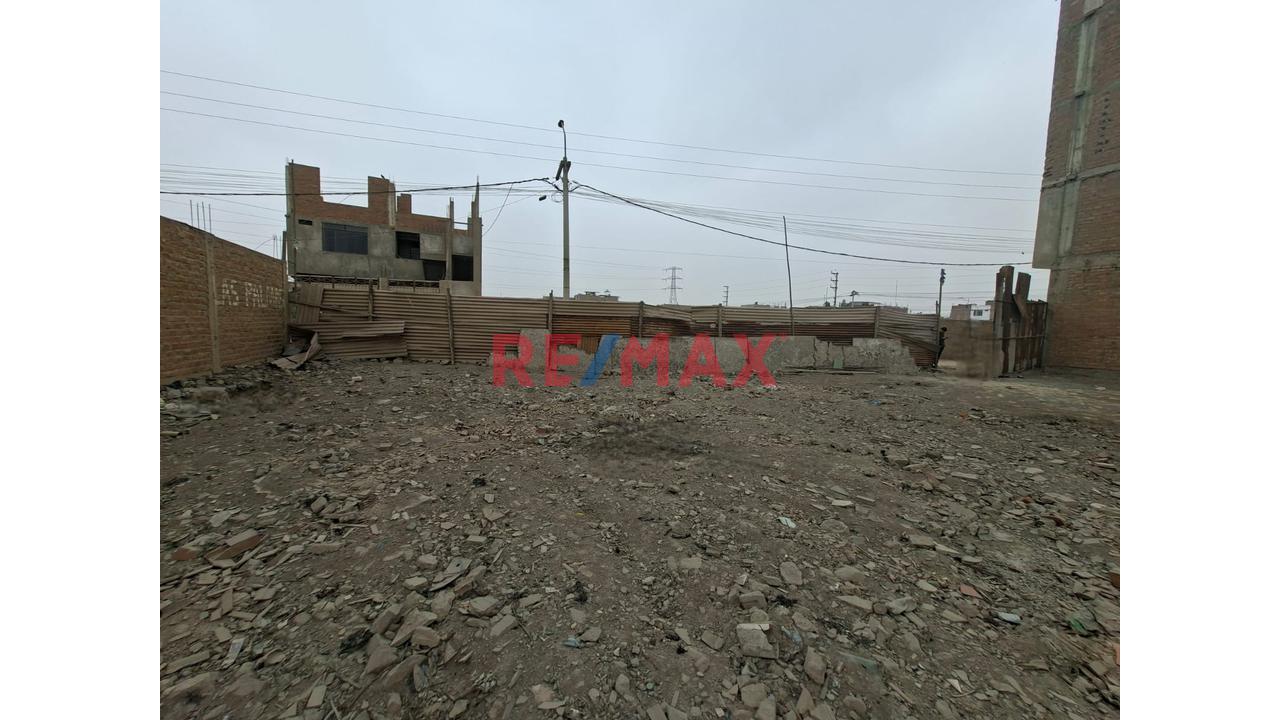 Exclusiva Oportunidad De Inversión: Terreno De 932.40 M² En Puente Piedra - 2