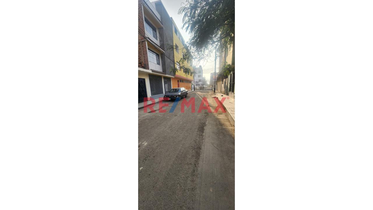 Vendo Casa En Sjl - Av Central — foto 5