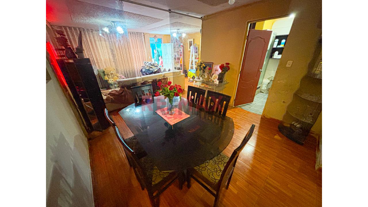 Venta De Casa En Esquina A Pocos Metros De Av. Retablo – Urb. El Pinar, Comas — foto 13