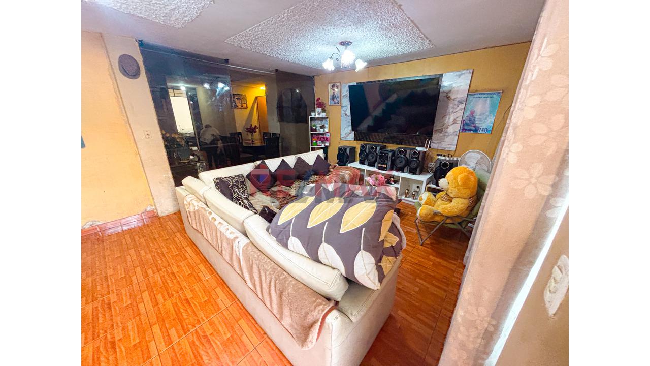 Venta De Casa En Esquina A Pocos Metros De Av. Retablo – Urb. El Pinar, Comas — foto 7
