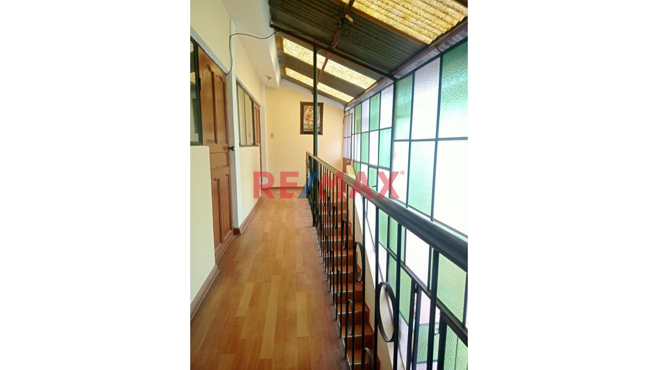 En Venta – Amplia Casa Familiar En Las Joyas, San Sebastián - 11