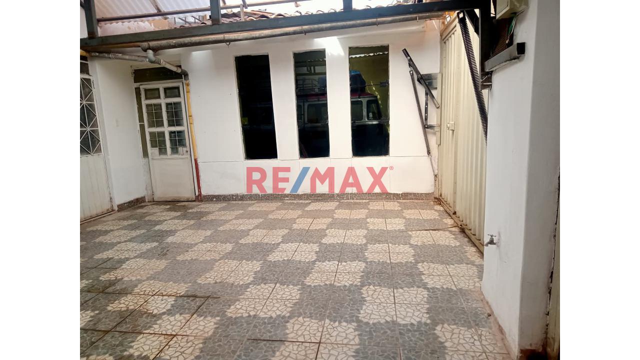 En Venta – Amplia Casa Familiar En Las Joyas, San Sebastián - 9