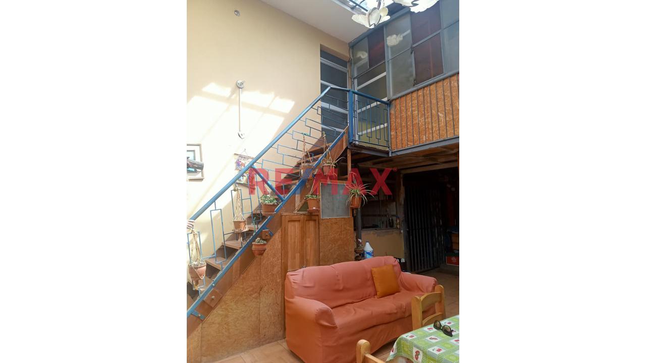 En Venta – Amplia Casa Familiar En Las Joyas, San Sebastián - 5