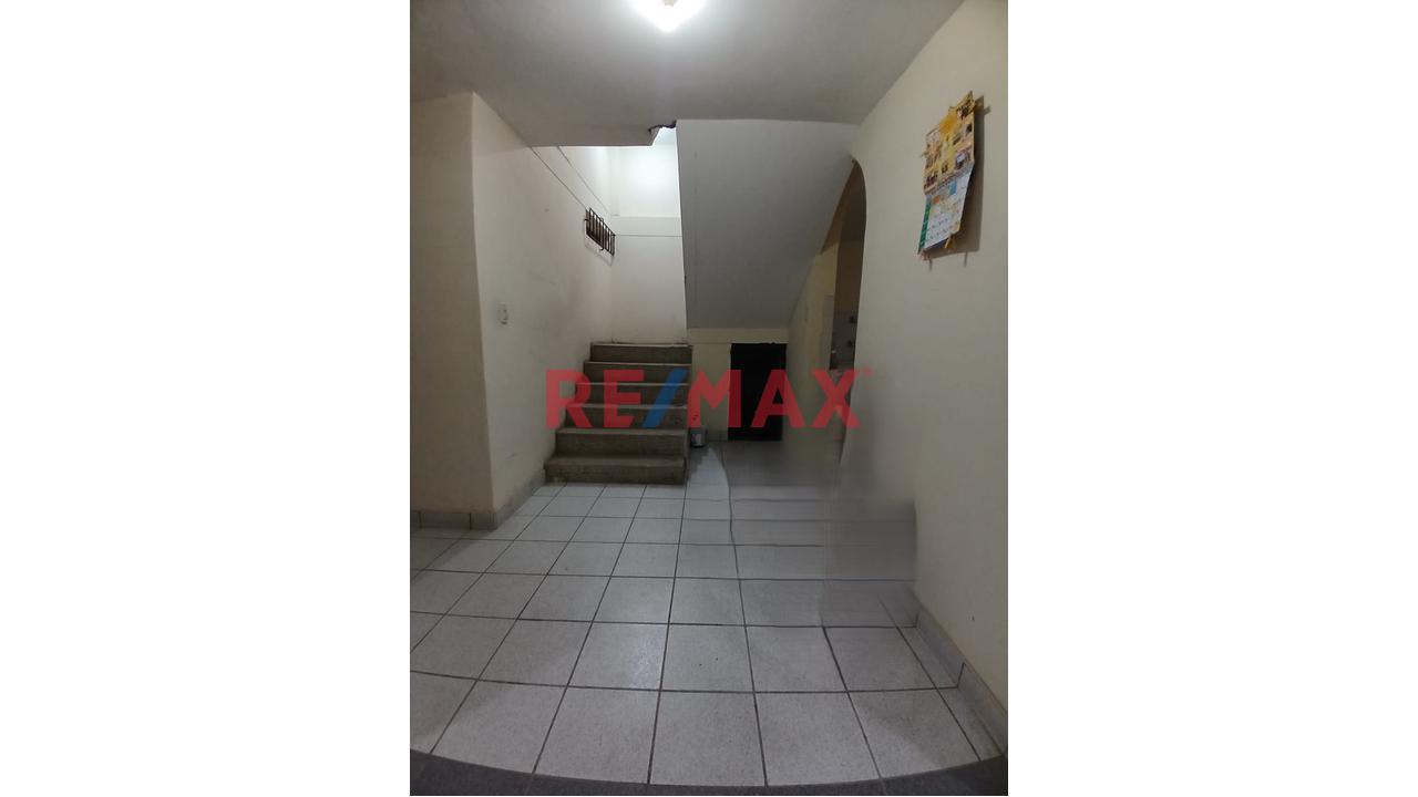 Hermosa Casa De 2 Pisos En Venta En La Urb Santa Ana De 203 Mts 2 — foto 13