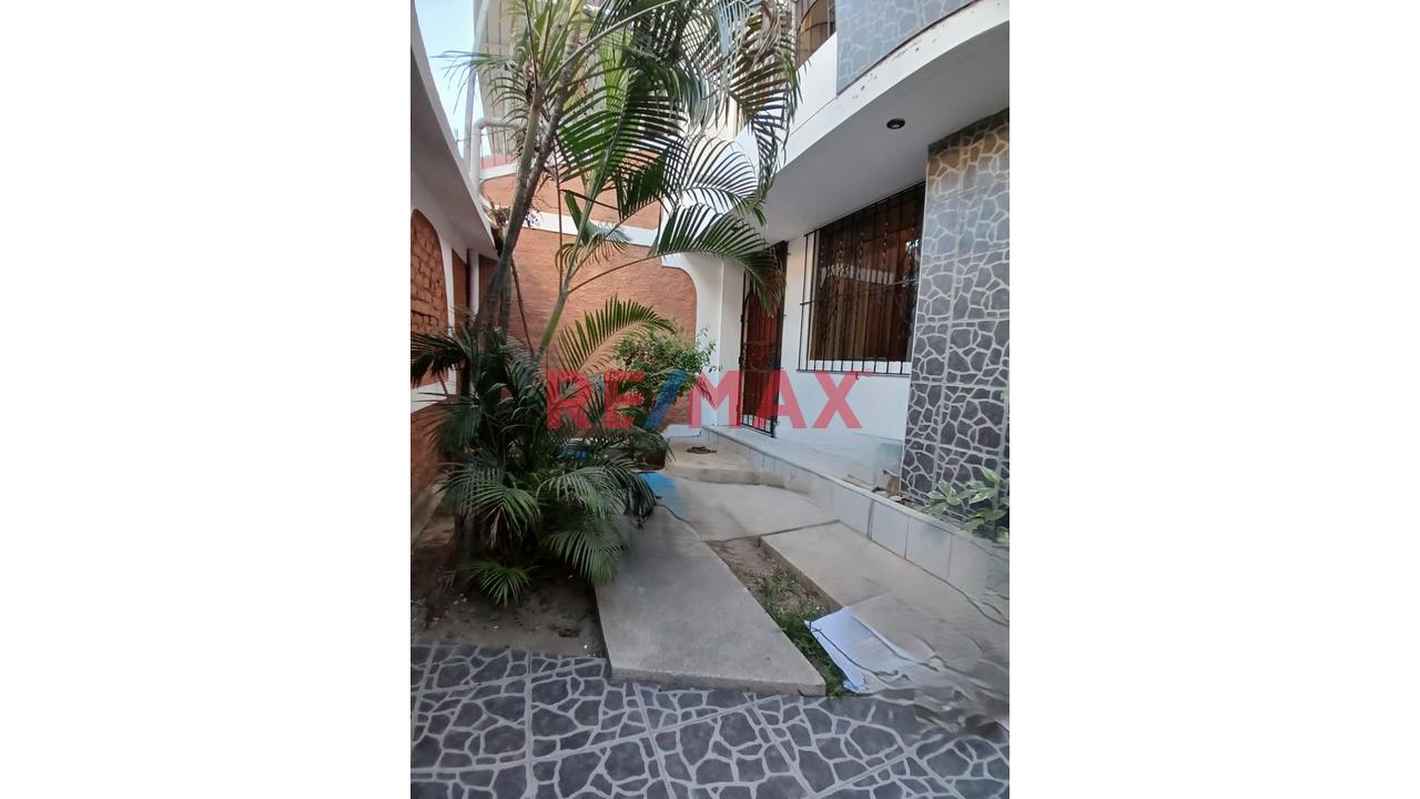 Hermosa Casa De 2 Pisos En Venta En La Urb Santa Ana De 203 Mts 2 — foto 8