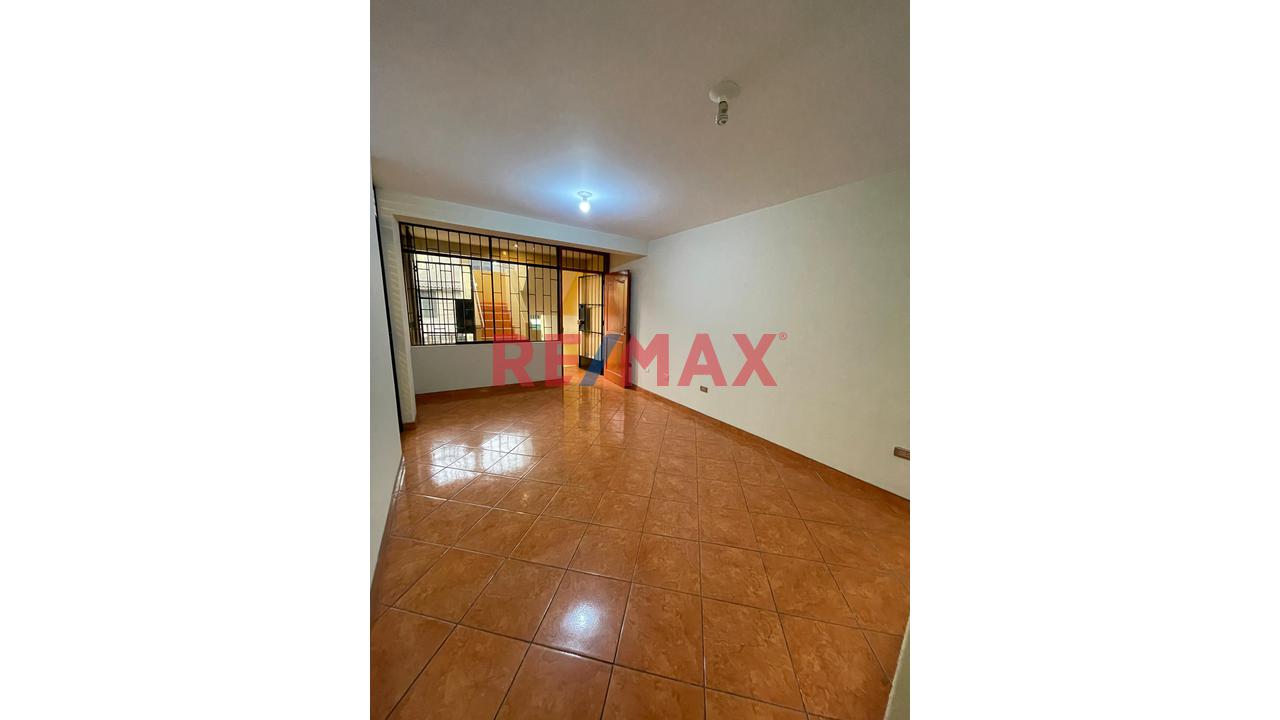 Departamento En Venta En Prolima – Los Olivos De 78M², 2Do Piso, Excelente Ubicación — foto 5