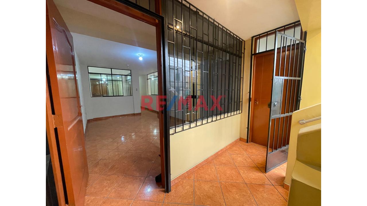 Departamento En Venta En Prolima – Los Olivos De 78M², 2Do Piso, Excelente Ubicación