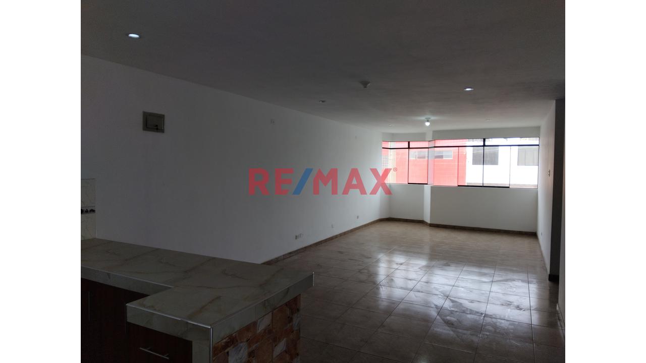 Venta Departamento - Programa De Vivienda Cpv, Oquendo - Callao. — foto 3
