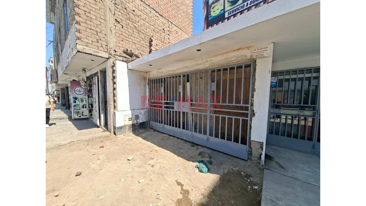Local Comercial En Alquiler - Será Adaptado De Acuerdo A Tu Negocio - 12