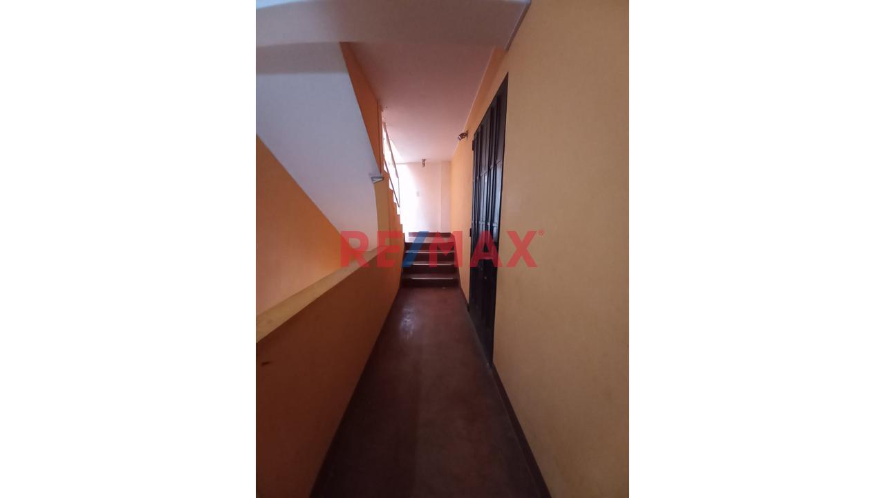 Vendo Casa Para Inversion En Avenida Central - 19