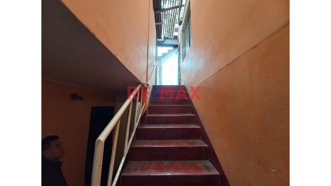 Vendo Casa Para Inversion En Avenida Central - 12