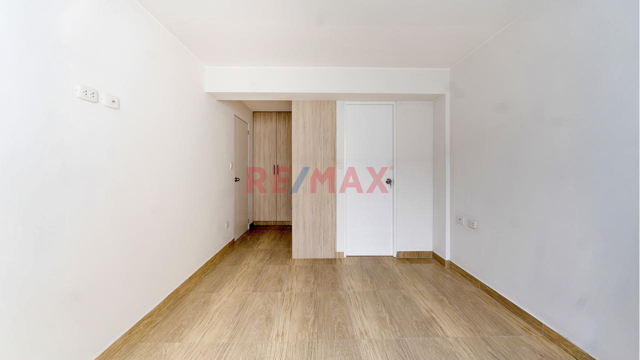 Venta Departamento Estreno – 1Er Piso Con Patio Privado En Surco – 126 M² – 2 Cocheras – Entrega A Fines De 2025 — foto 7