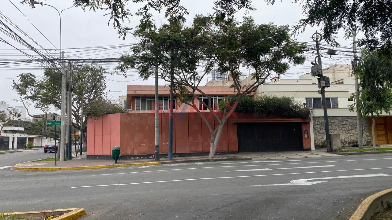 Oportunidad Única! Vendo Casa Como Terreno – 500 M² – San Isidro - 1