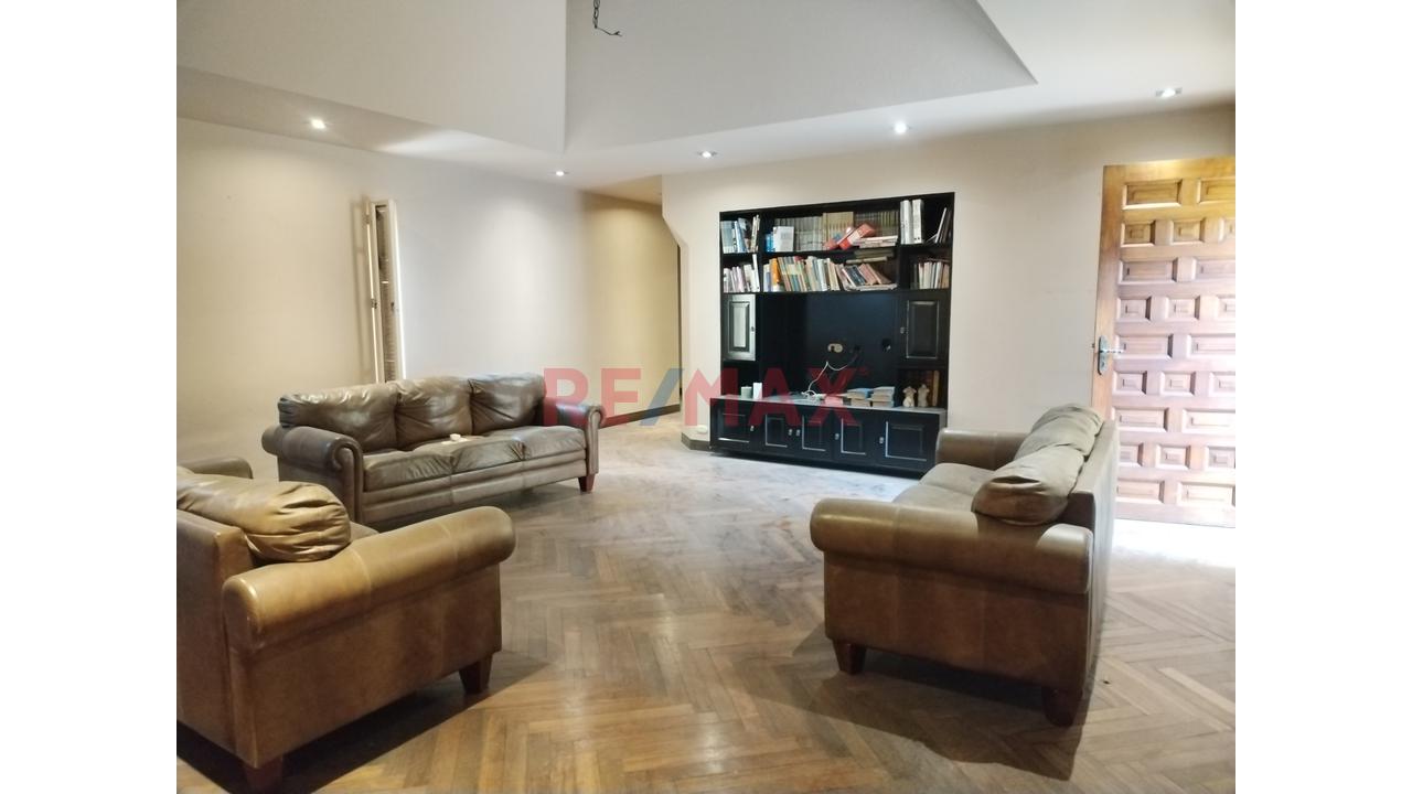 Vendo Hermosa Casa En La Molina Al Costado Del Club Haras - 18