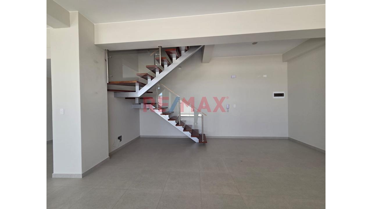 Duplex De Estreno En El Palacio, Sachaca - 10