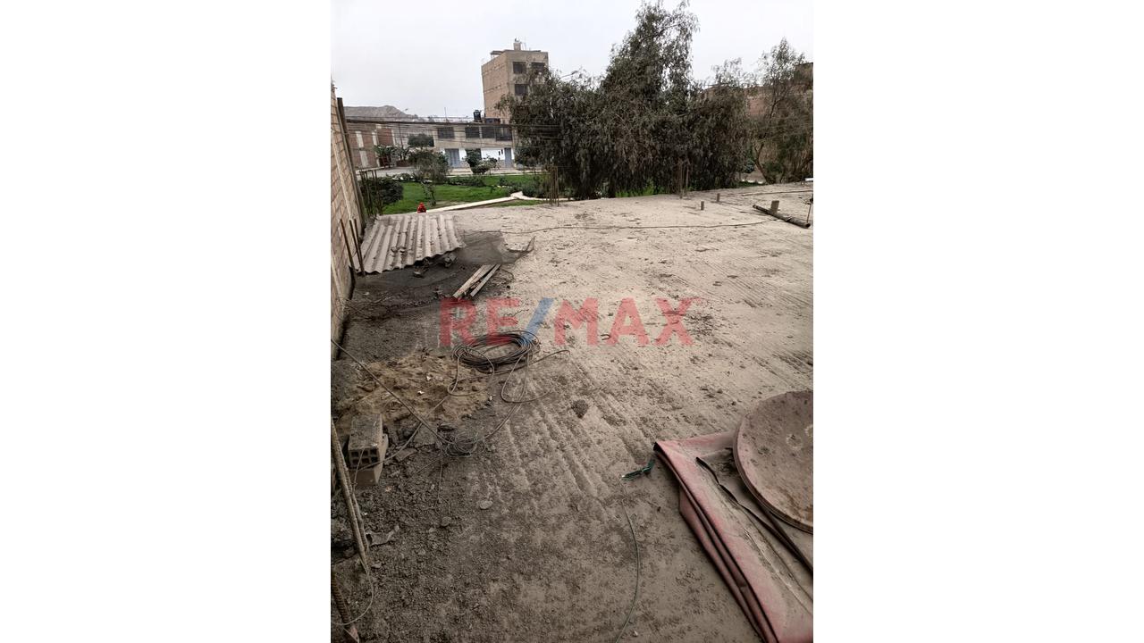 Venta De Terreno De 120 M2 En Urb, Santa Paula - Puente Piedra — foto 2