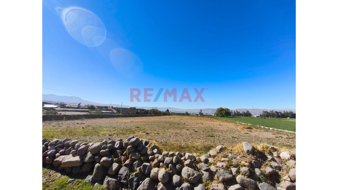 Venta De Terrenos A Espaldas Del Cortijo-Cerro Colorado - 2