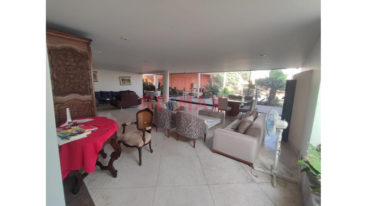 ¡Atención Inversionistas! Exclusiva Casa O Terreno En Venta En Surco Con Piscina, Cancha De Fronton Y Amplios Ambientes — foto 5
