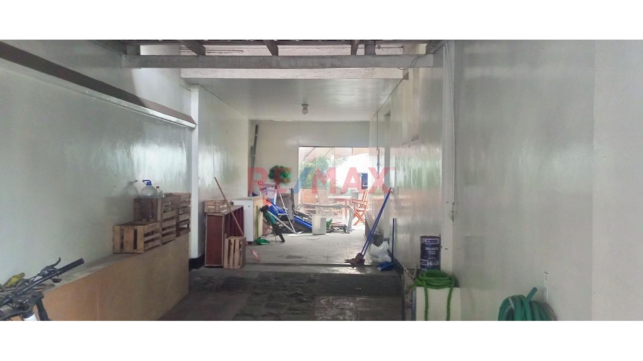 Se Vende Casa De 300 M² En Surco – Ideal Para Familias Grandes, Inversion O Proyecto Inmobiliario — foto 3