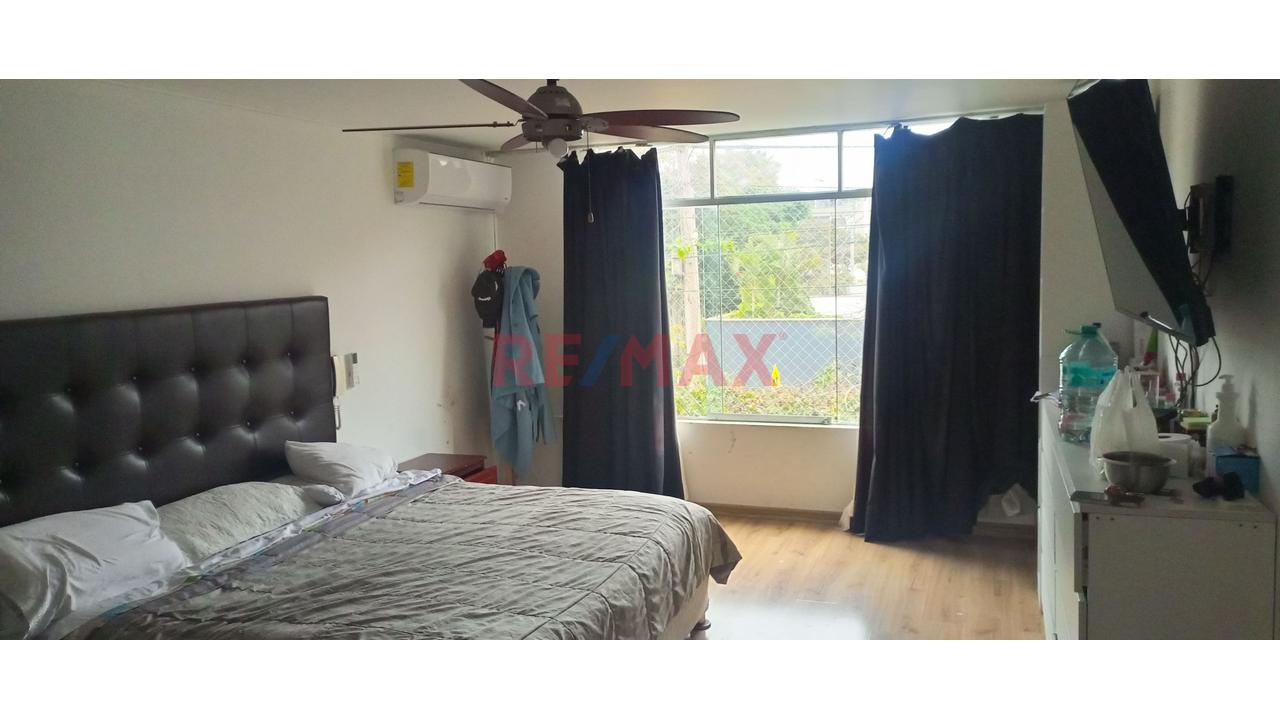 Se Vende Casa De 300 M² En Surco – Ideal Para Familias Grandes, Inversion O Proyecto Inmobiliario — foto 14