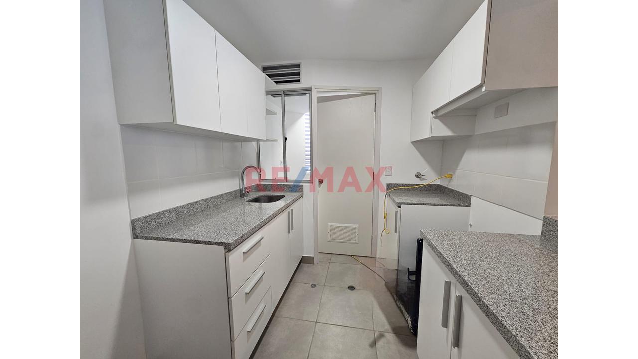 Alquiler De Departamento De Estreno En Santiago De Surco — foto 4