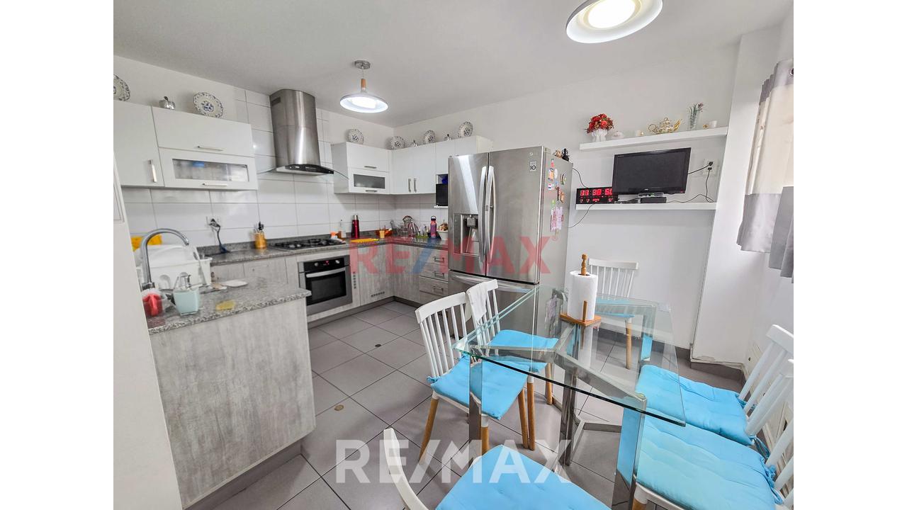 Venta De Departamento Dúplex En Lince Límite Con San Isidro - 6