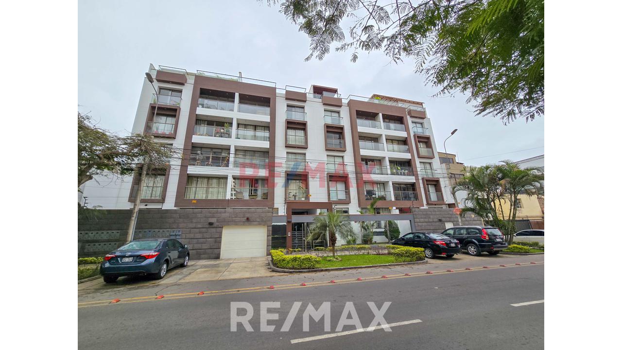 Venta De Departamento Dúplex En Lince Límite Con San Isidro - 1